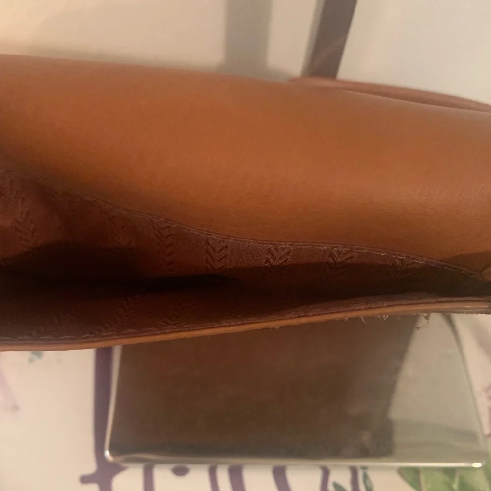 Leather Crossbody Bag With multi pockets EUC